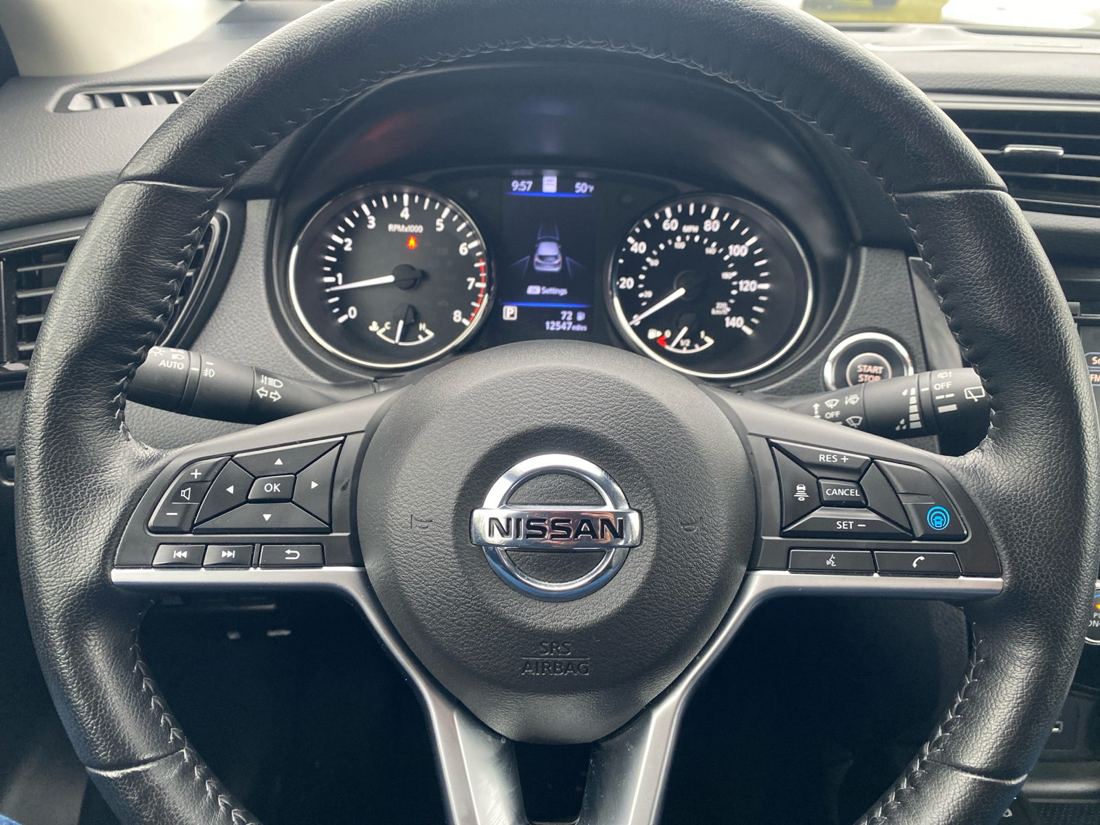 2021 Nissan Rogue Sport SL 13