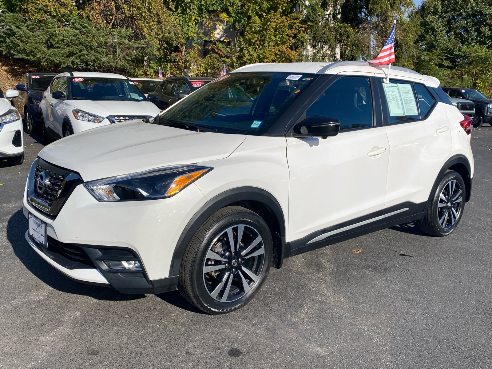 2019 Nissan Kicks SR 3