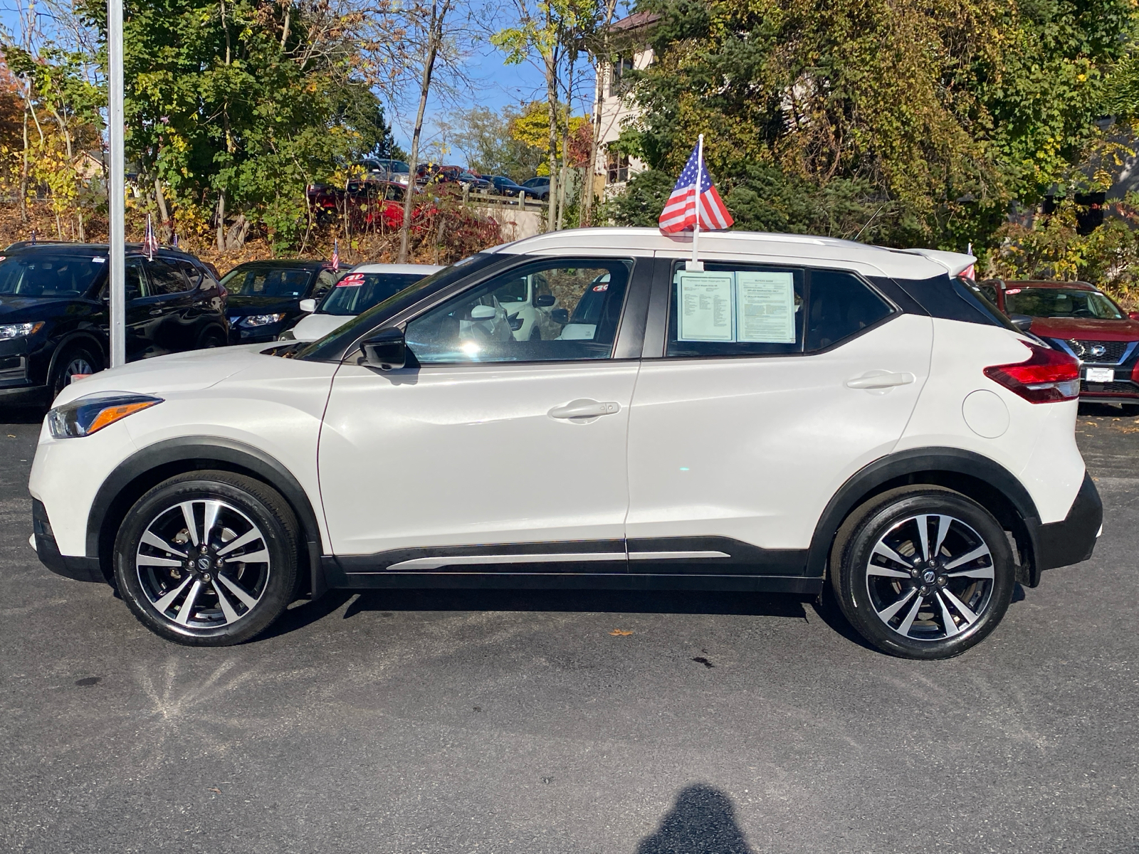 2019 Nissan Kicks SR 4