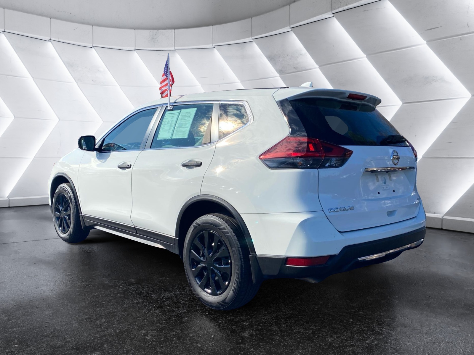 2020 Nissan Rogue S 5