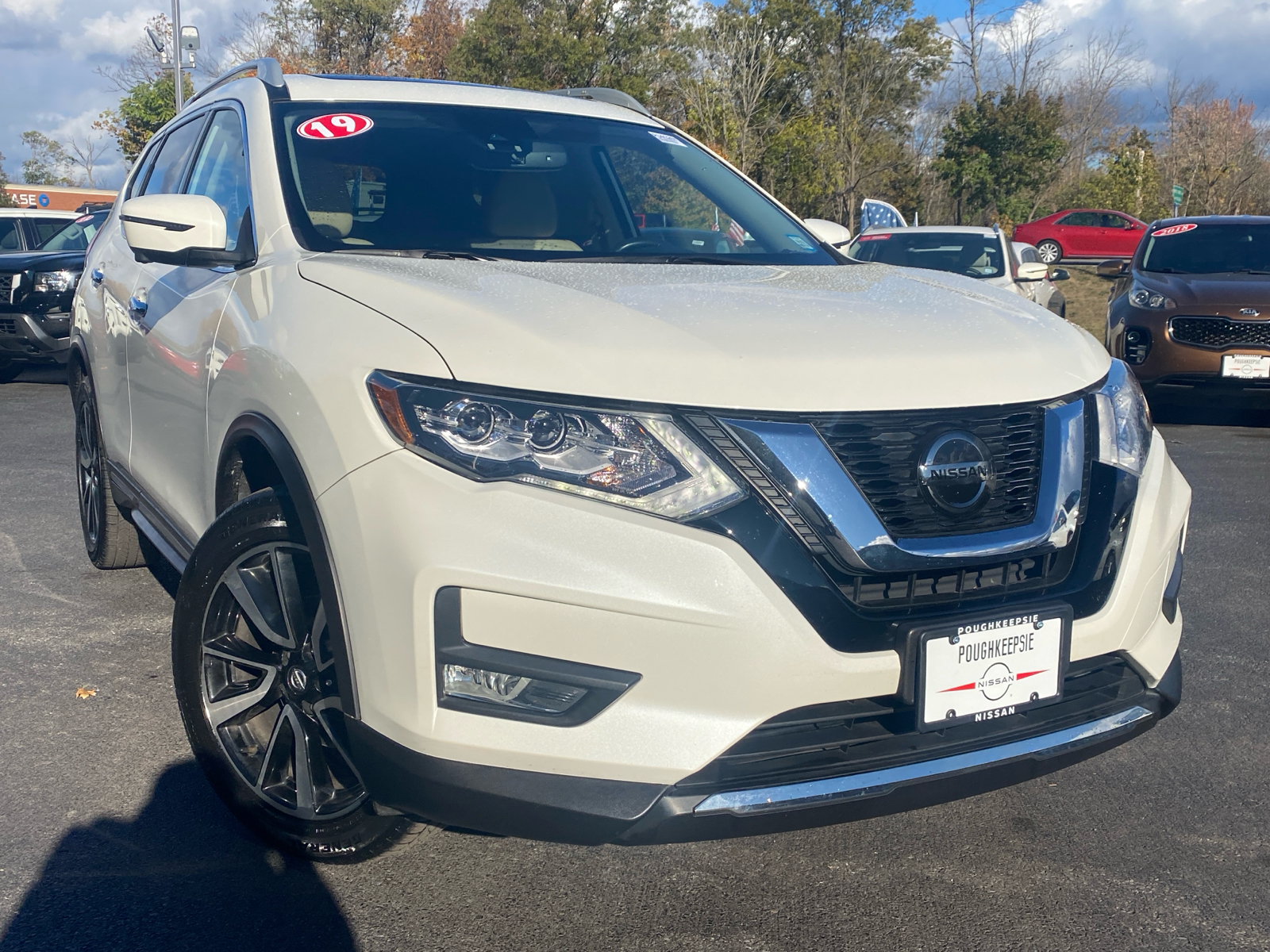 2019 Nissan Rogue SL 1