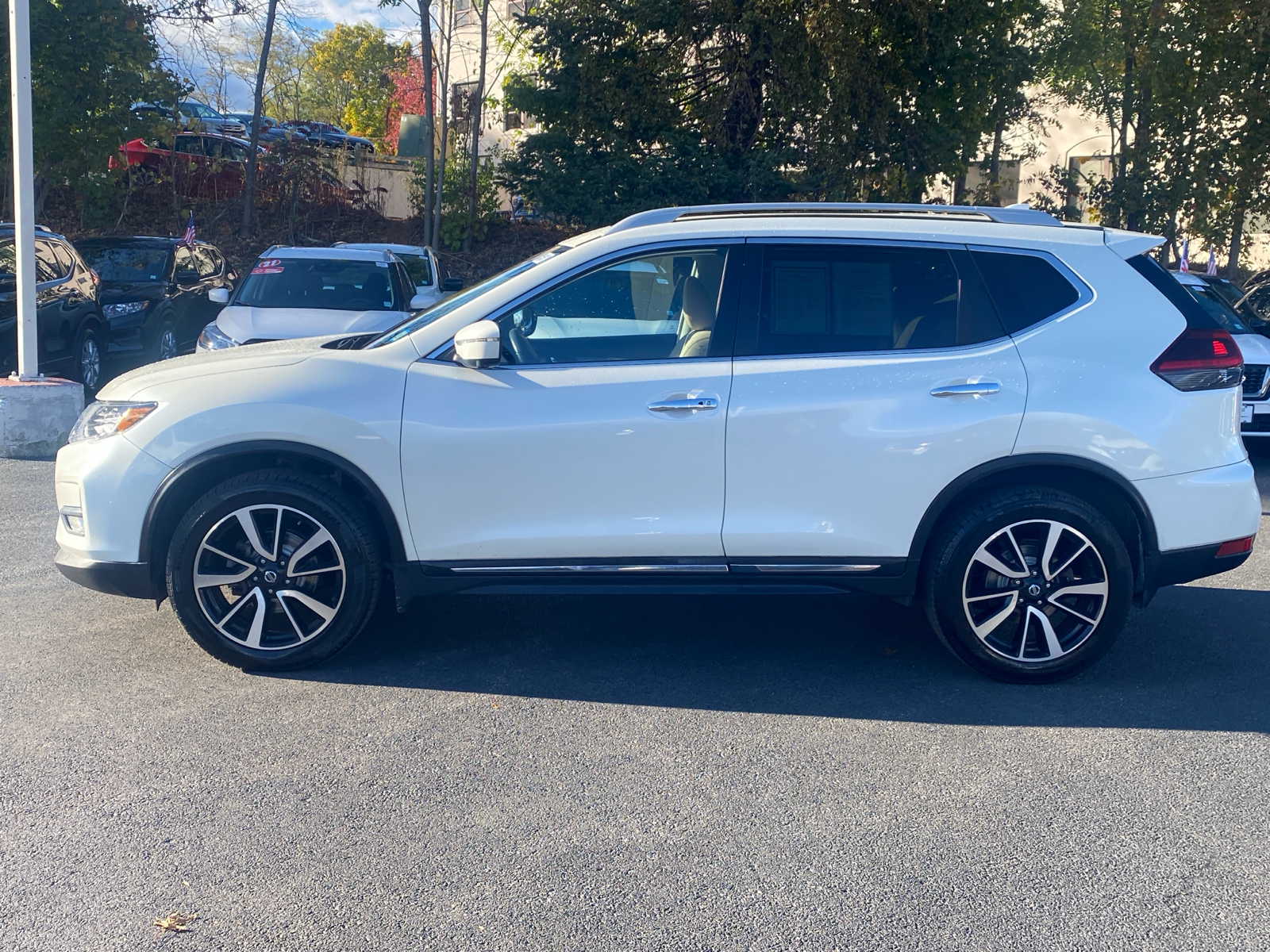 2019 Nissan Rogue SL 4