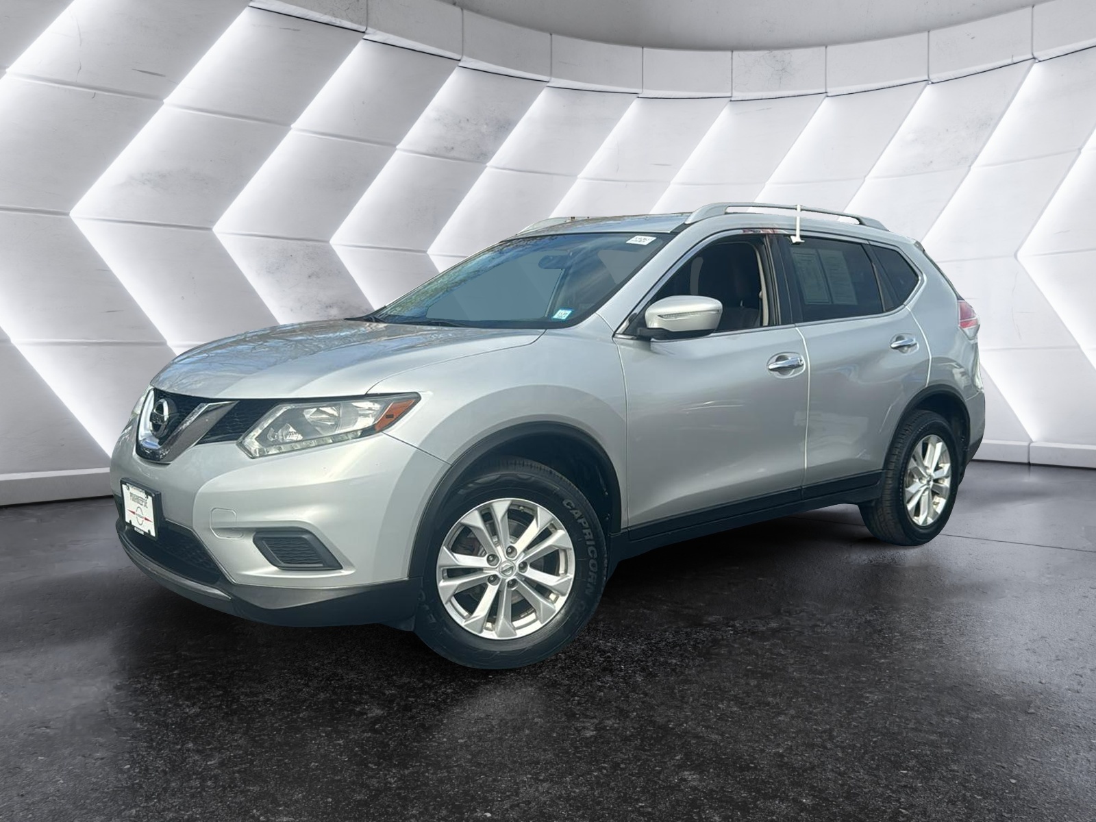 2015 Nissan Rogue SV 2