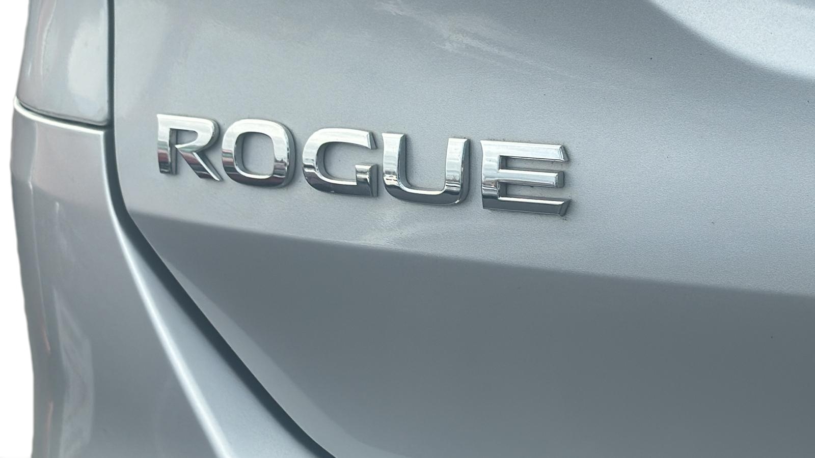 2015 Nissan Rogue SV 7