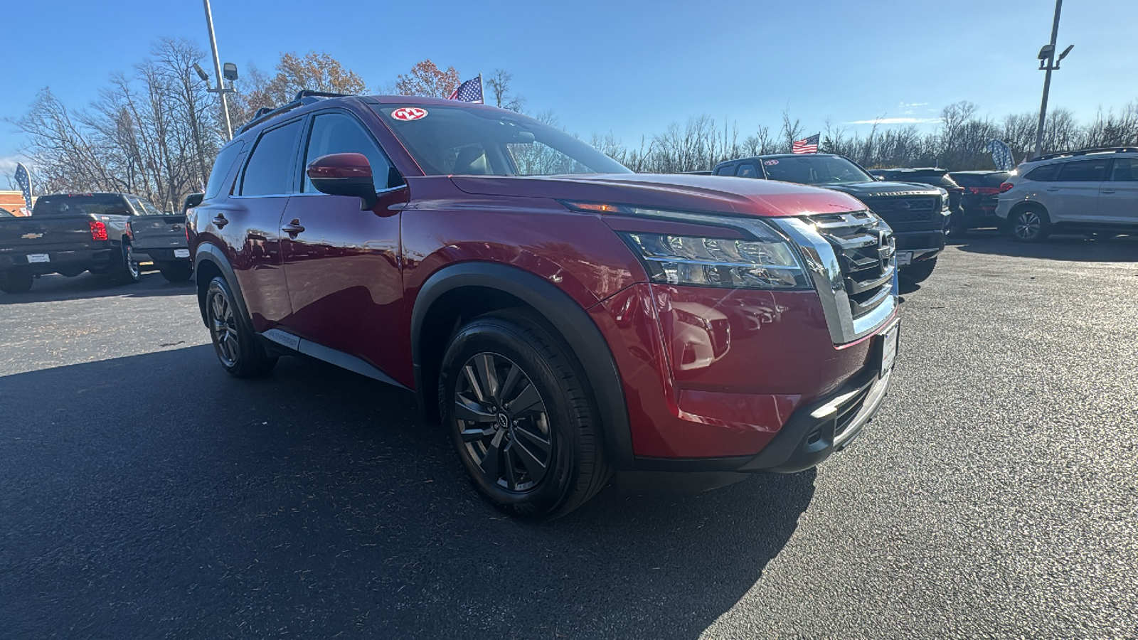 2022 Nissan Pathfinder SV 9