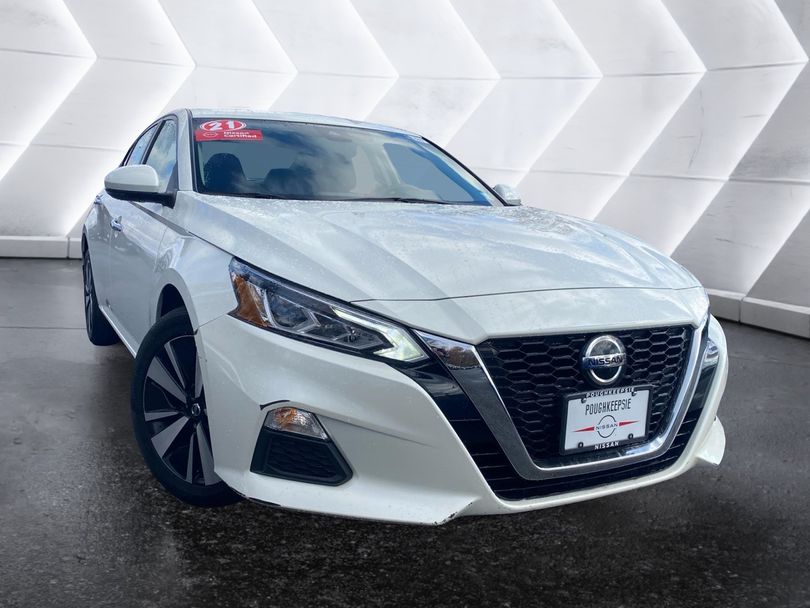 2021 Nissan Altima 2.5 SV 1