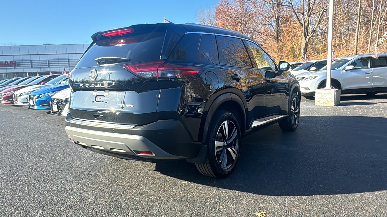 2021 Nissan Rogue SL 10