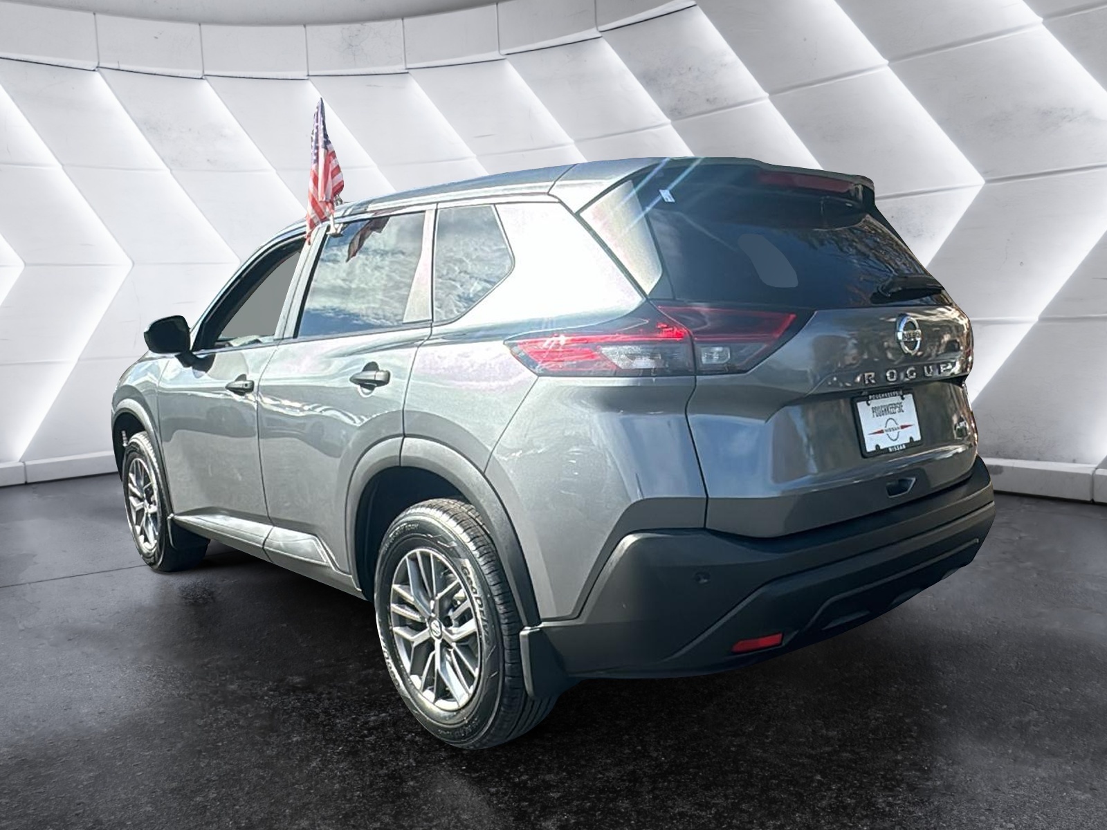 2021 Nissan Rogue S 4