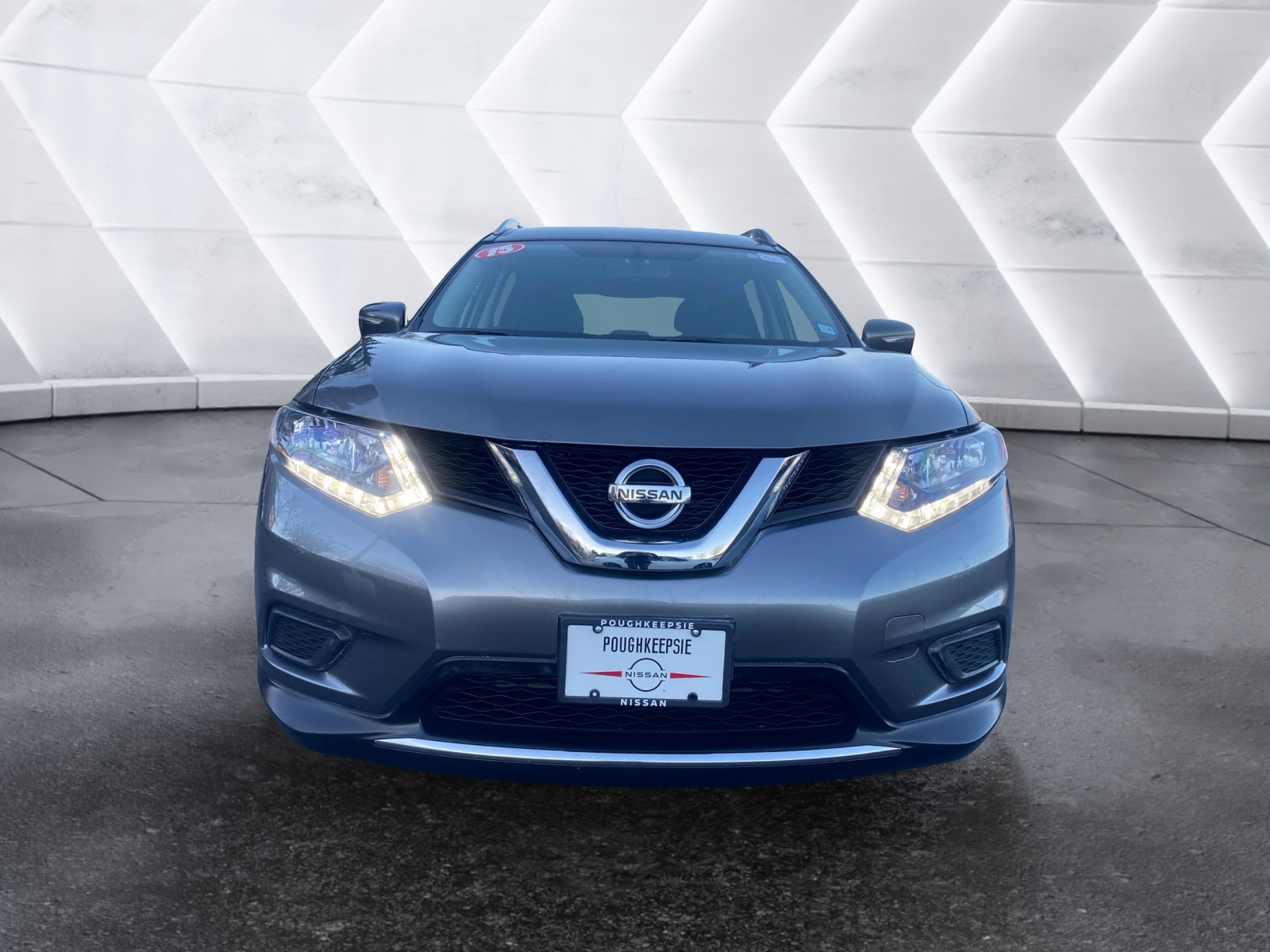 2015 Nissan Rogue SV 2