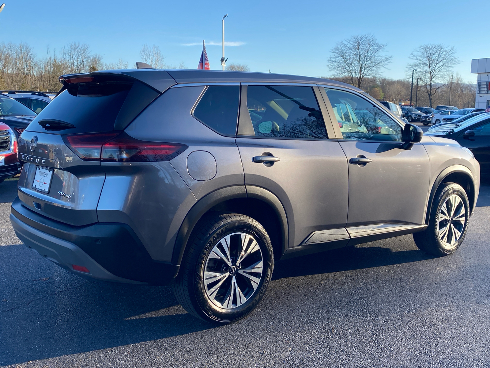 2023 Nissan Rogue SV 7