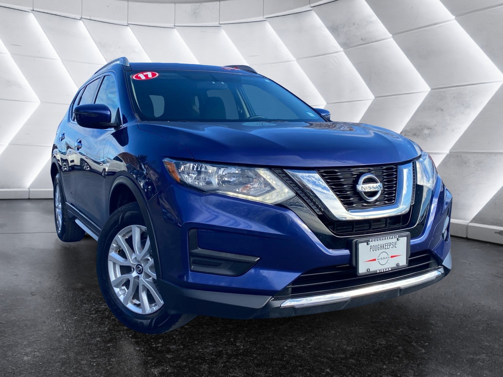 2017 Nissan Rogue SV 1