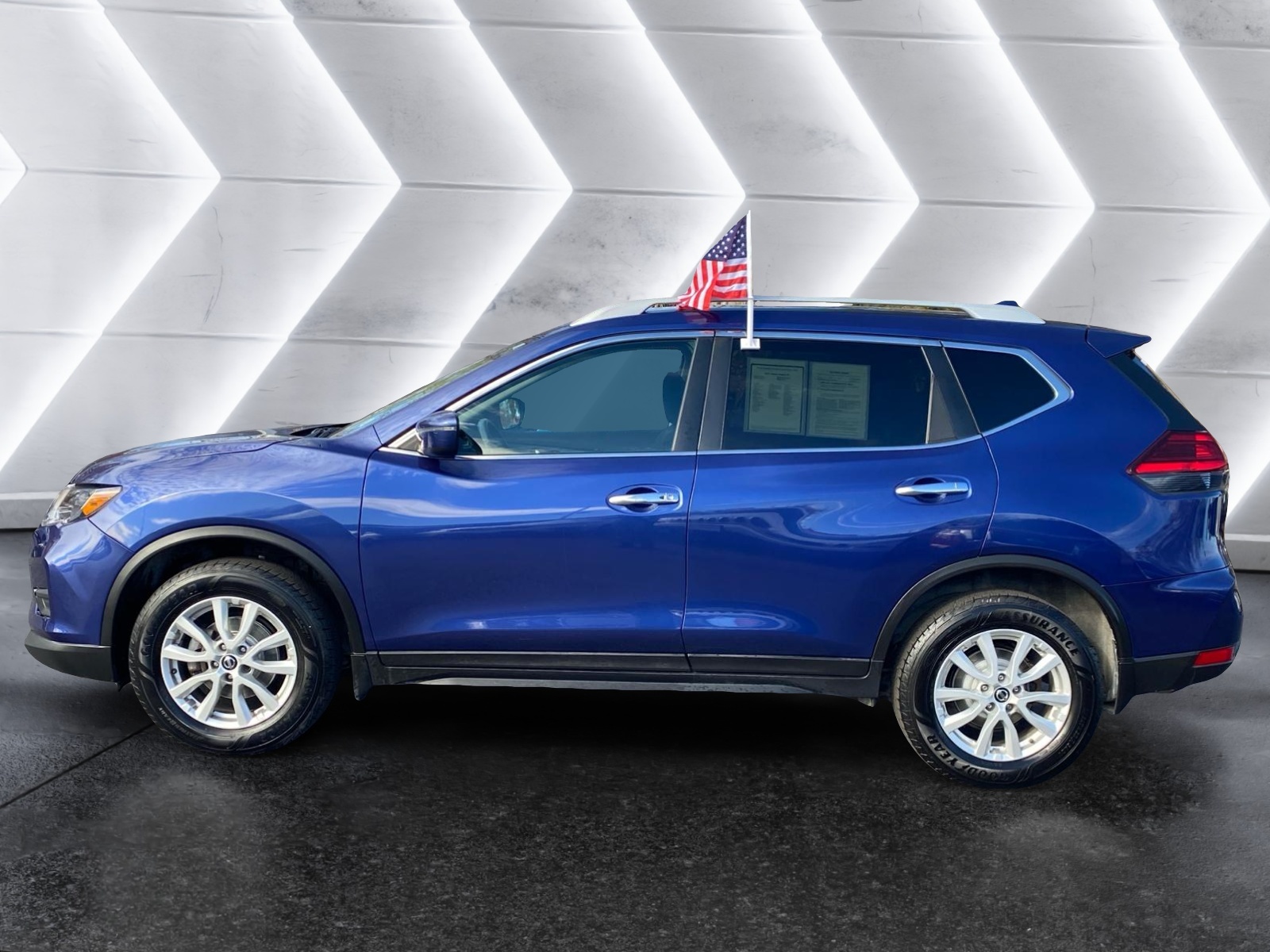 2017 Nissan Rogue SV 4