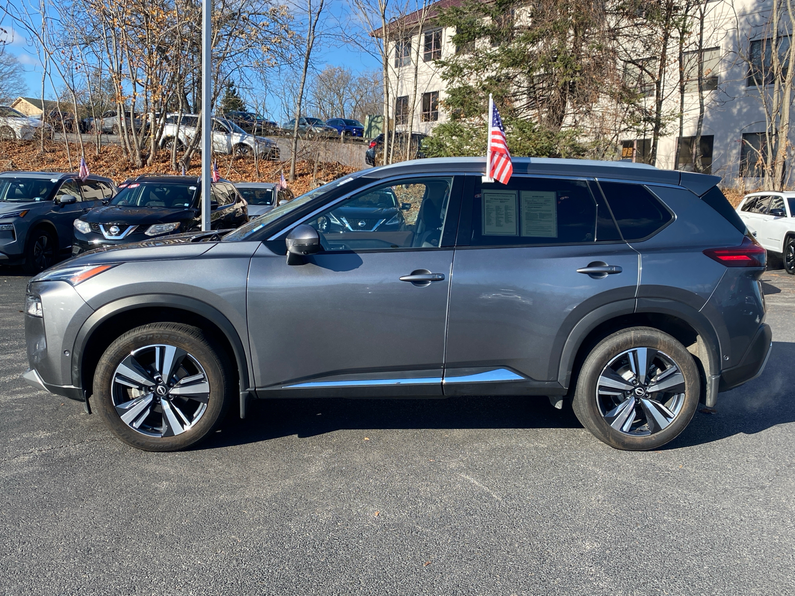 2023 Nissan Rogue Platinum 4