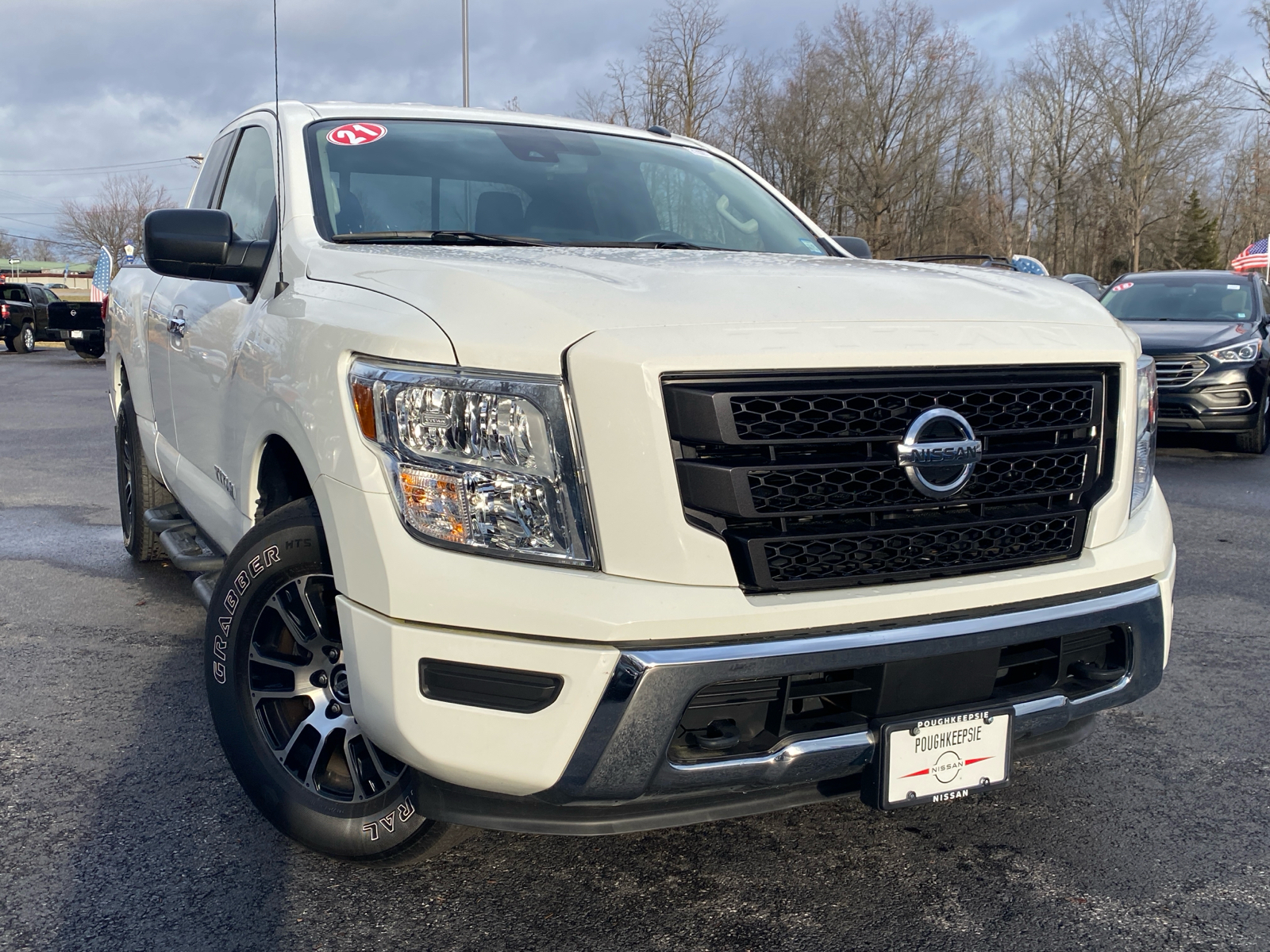 2021 Nissan Titan SV 1