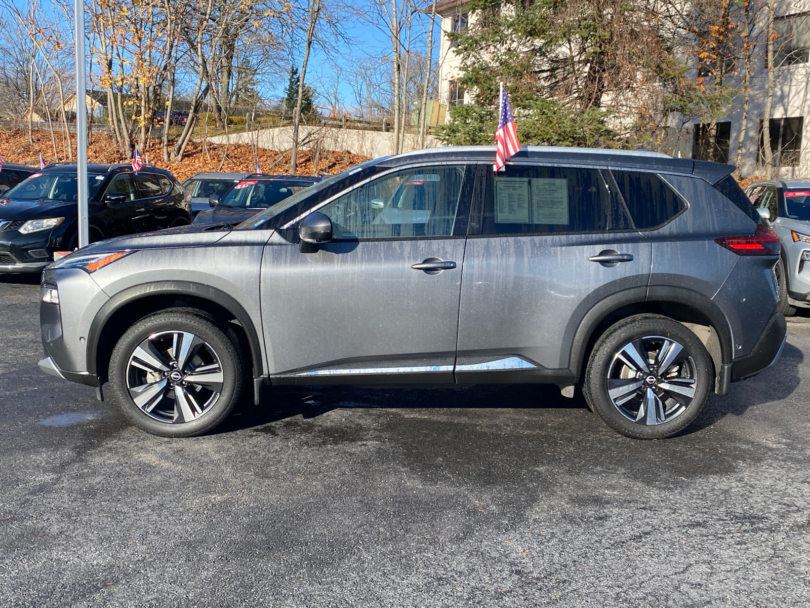 2022 Nissan Rogue Platinum 4