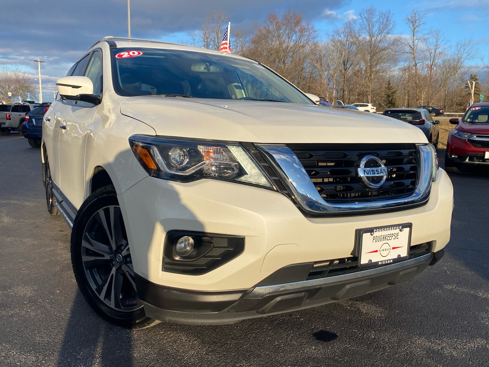 2020 Nissan Pathfinder Platinum 1