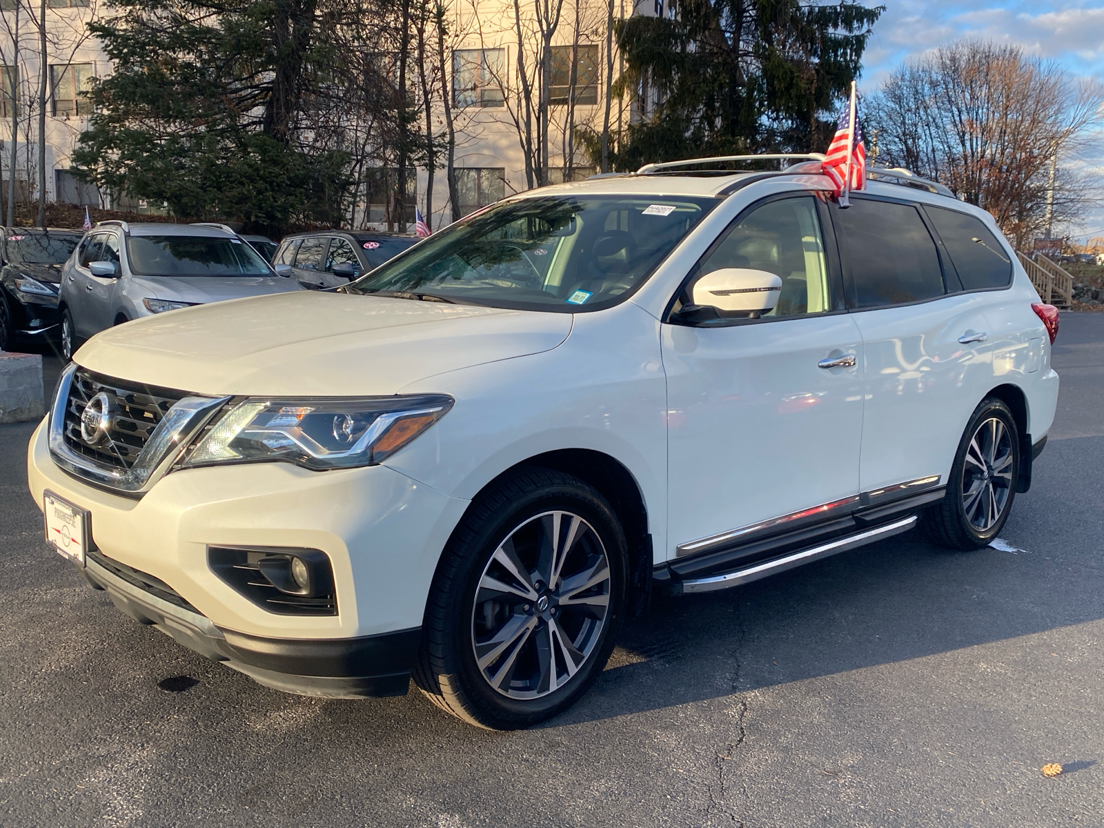 2020 Nissan Pathfinder Platinum 3