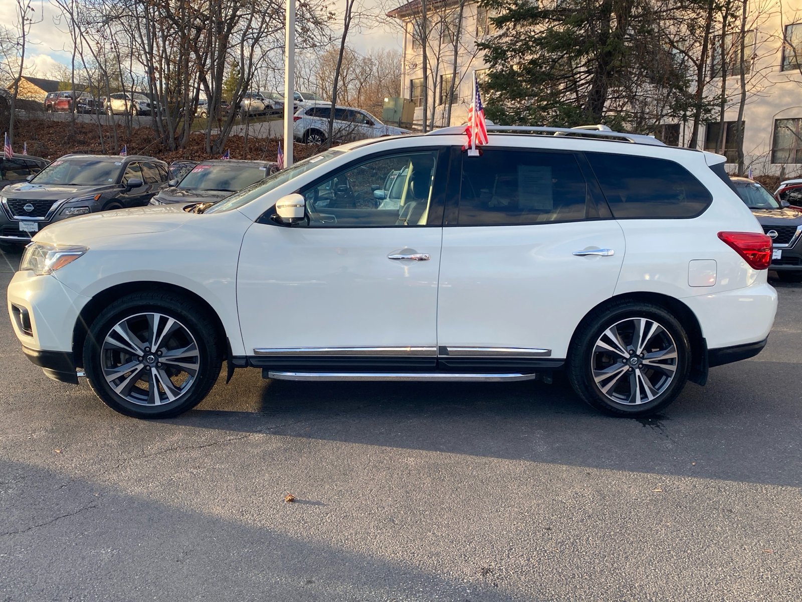 2020 Nissan Pathfinder Platinum 4