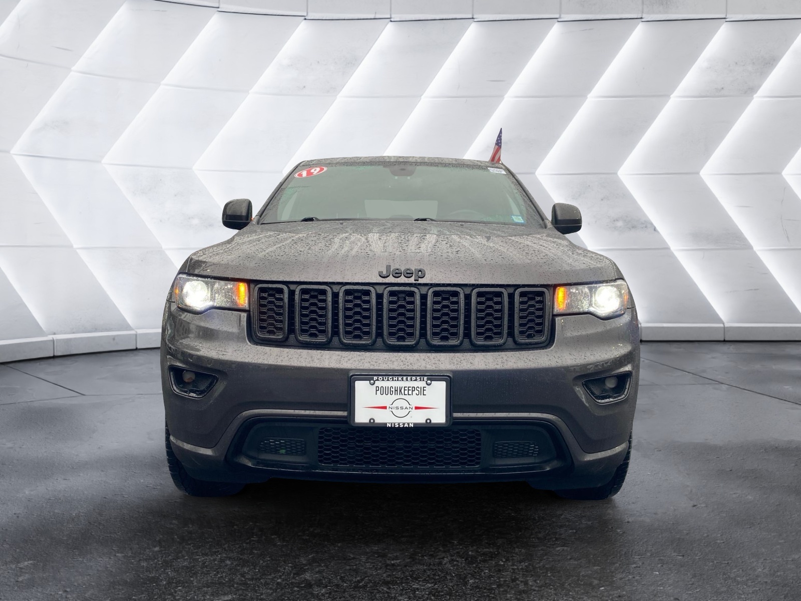 2019 Jeep Grand Cherokee Altitude 2