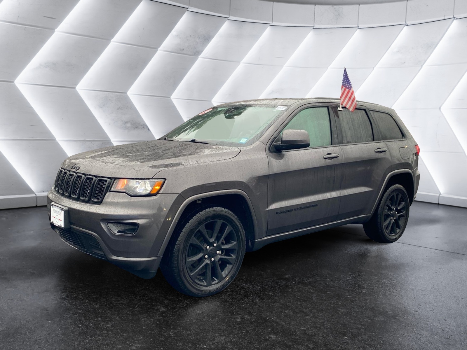 2019 Jeep Grand Cherokee Altitude 3