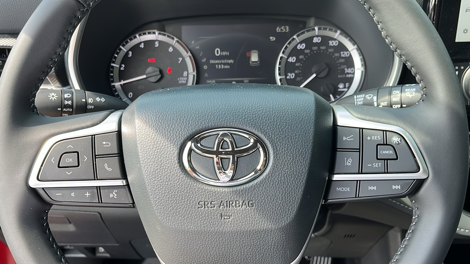 2024 Toyota Highlander XSE 8