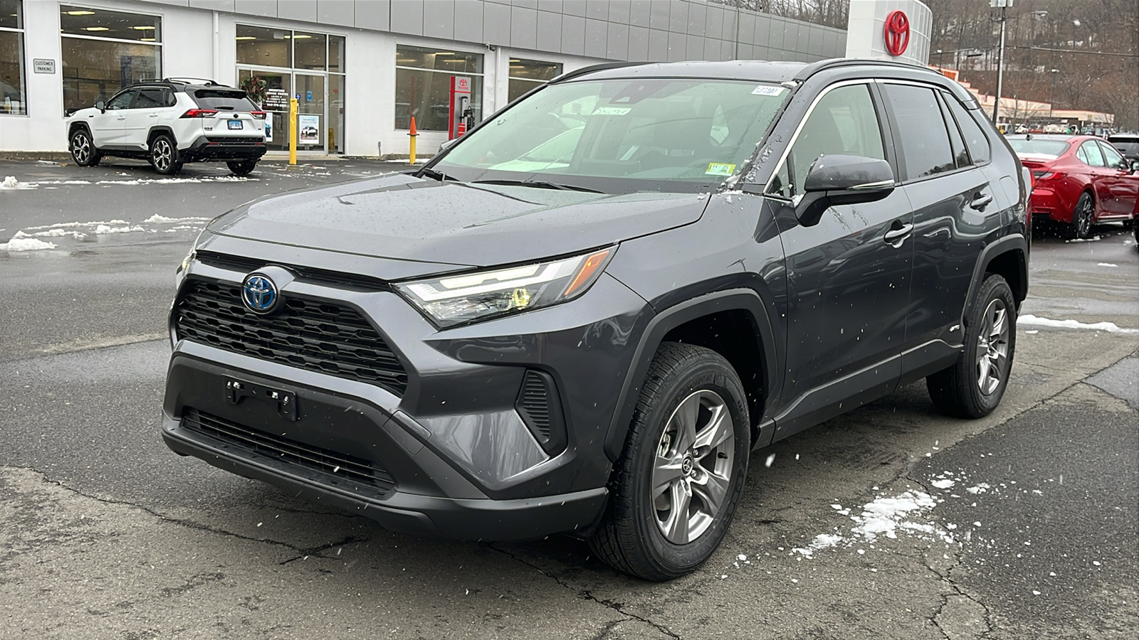 2024 Toyota RAV4 Hybrid LE 3