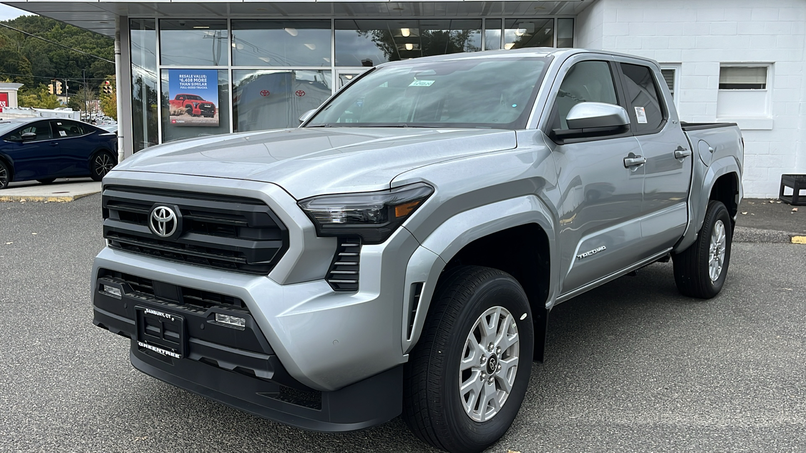 2024 Toyota Tacoma SR5 3