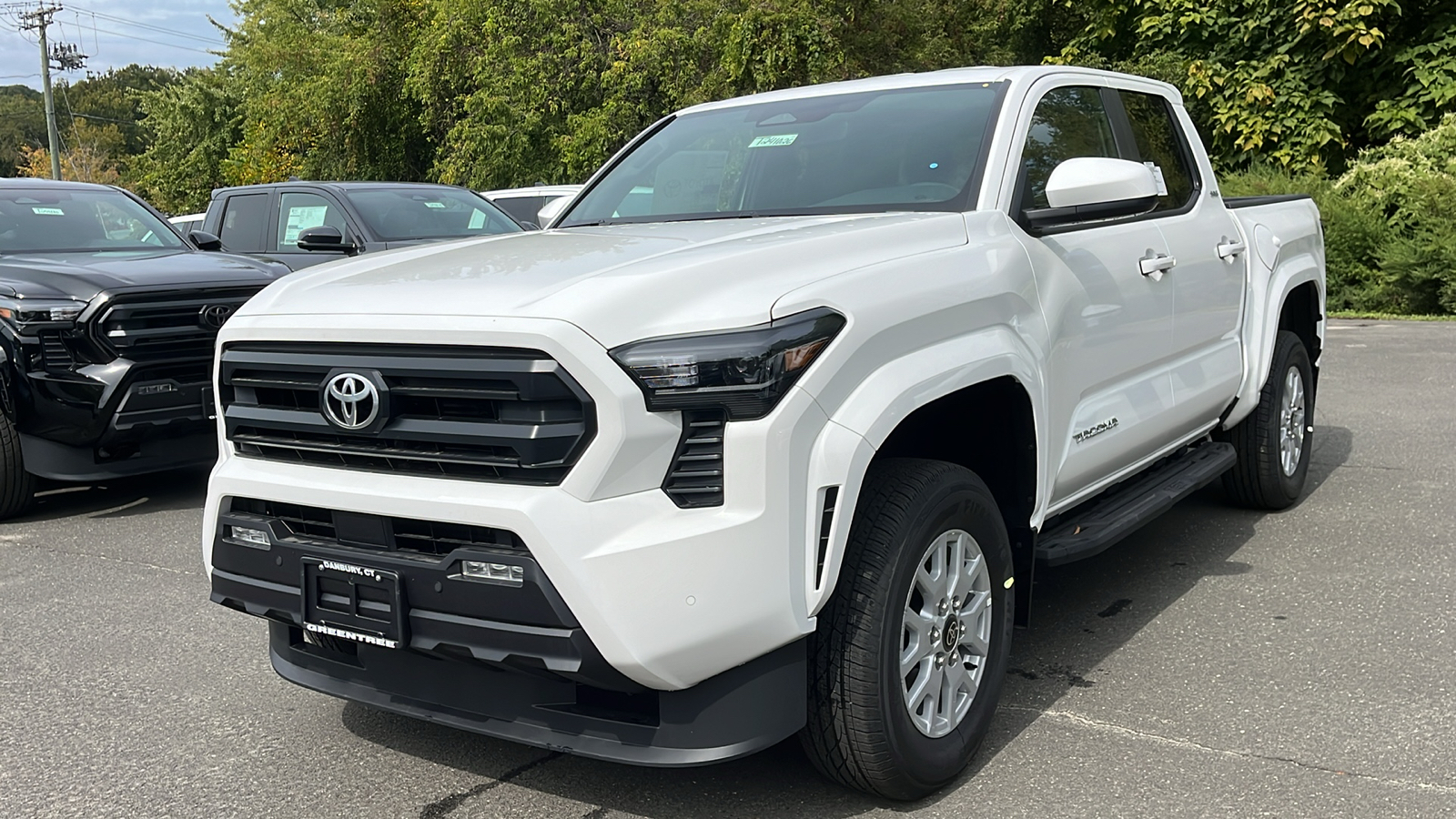 2024 Toyota Tacoma SR5 3