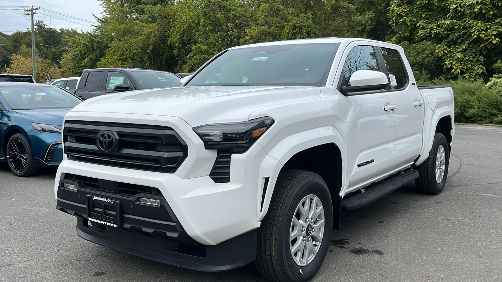 2024 Toyota Tacoma SR5 3