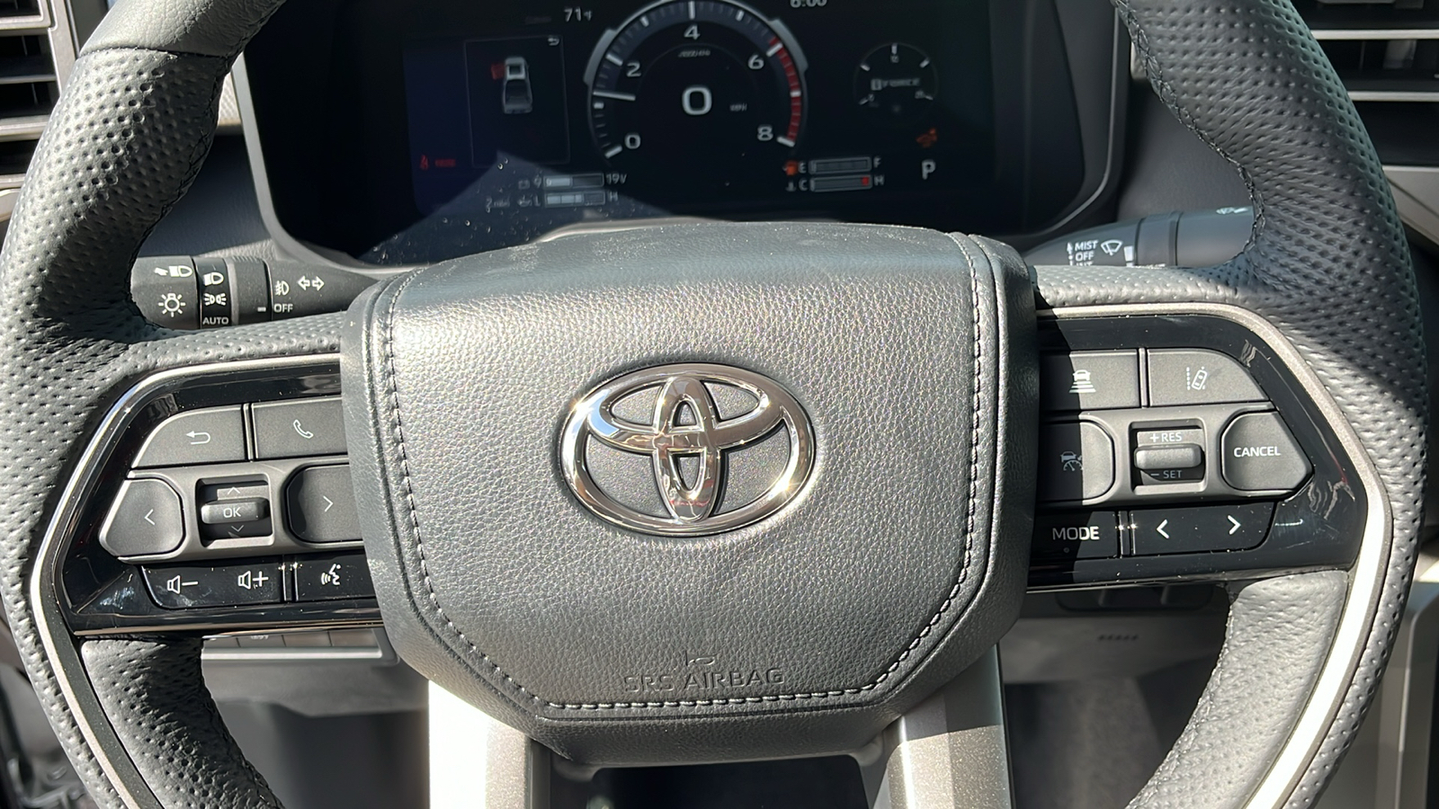 2024 Toyota Tundra Limited 8