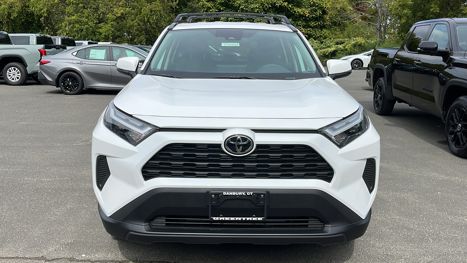 2024 Toyota RAV4 XLE 2