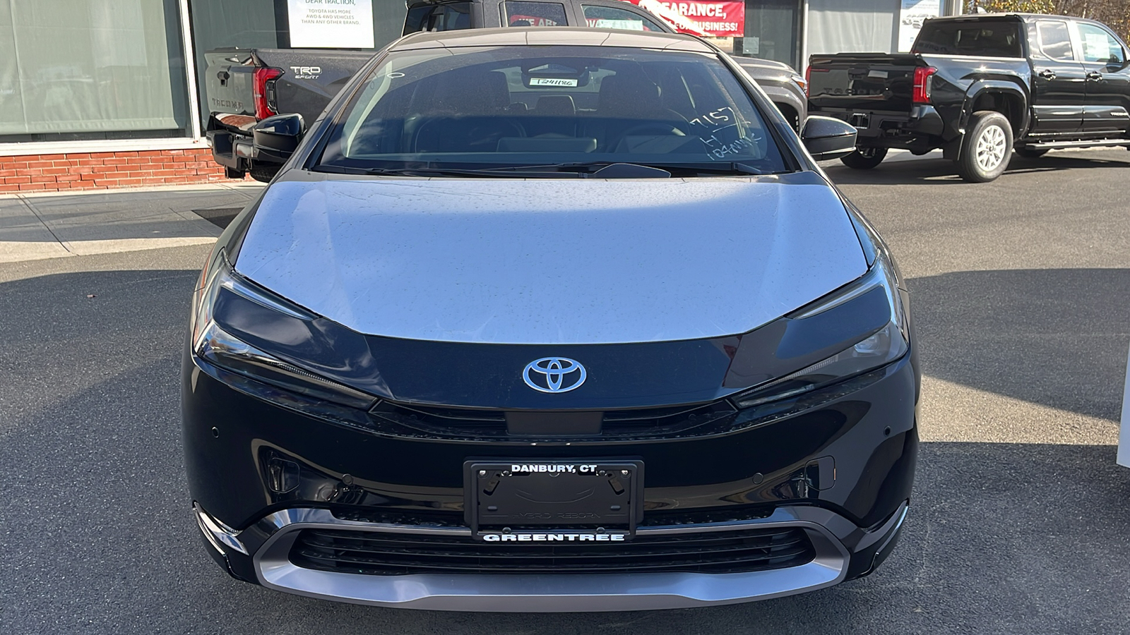 2024 Toyota Prius XLE 2