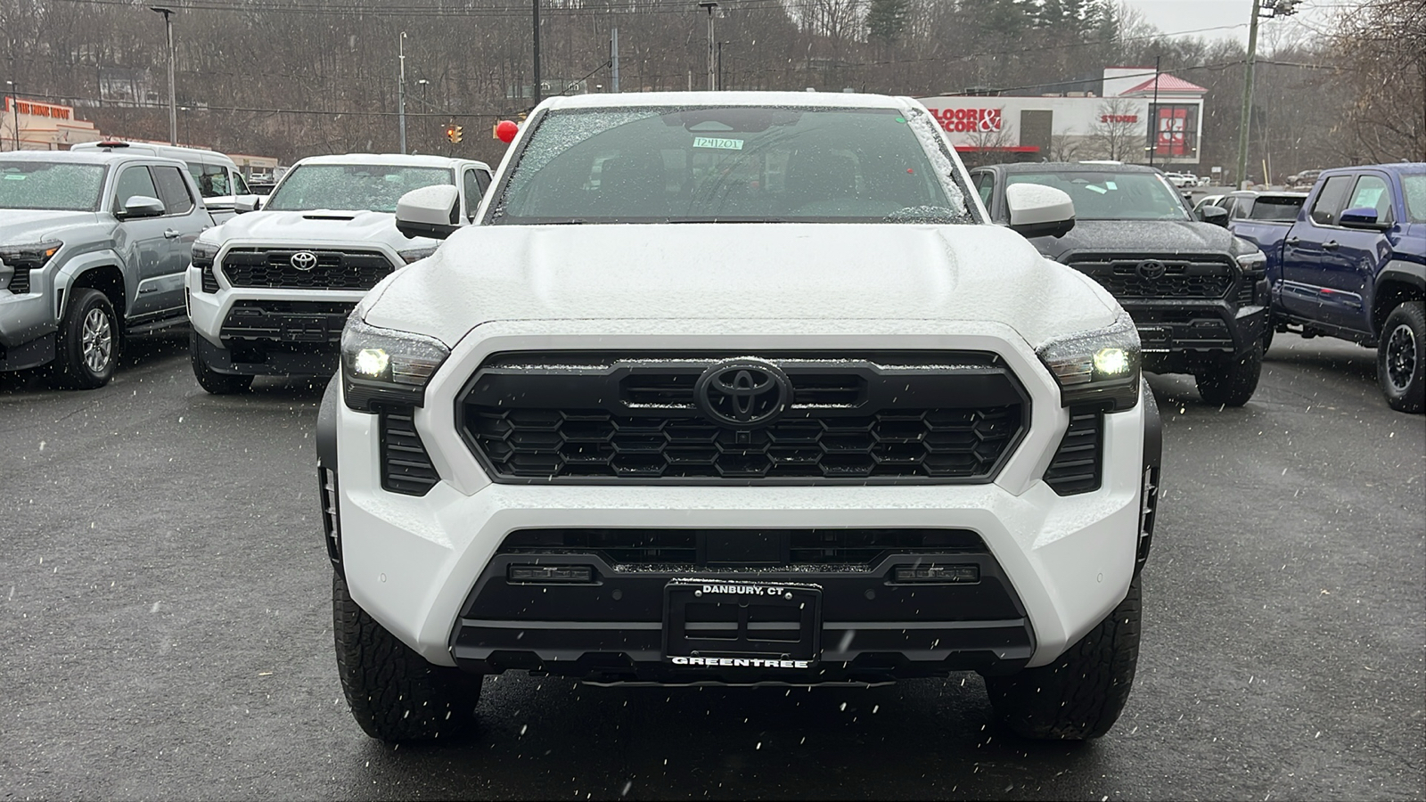 2024 Toyota Tacoma TRD Off-Road 2