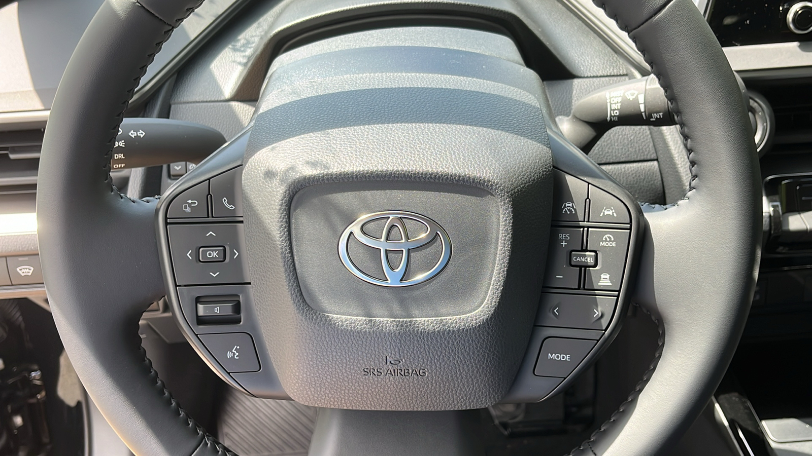 2024 Toyota Prius LE 9