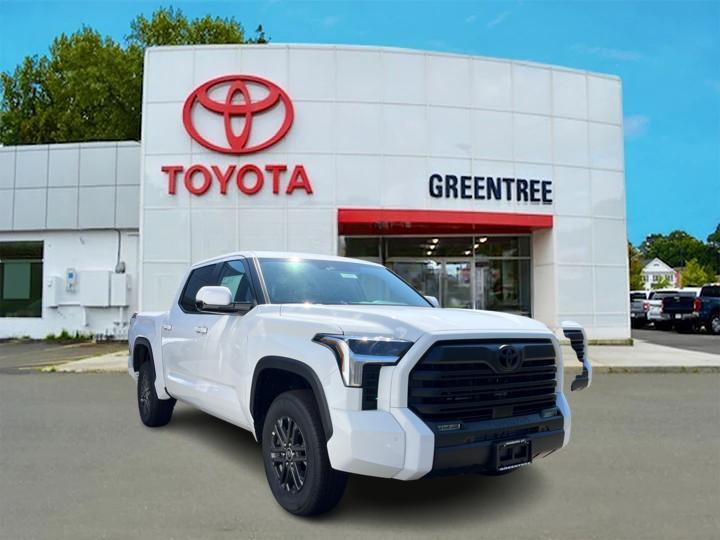 2024 Toyota Tundra SR5 1