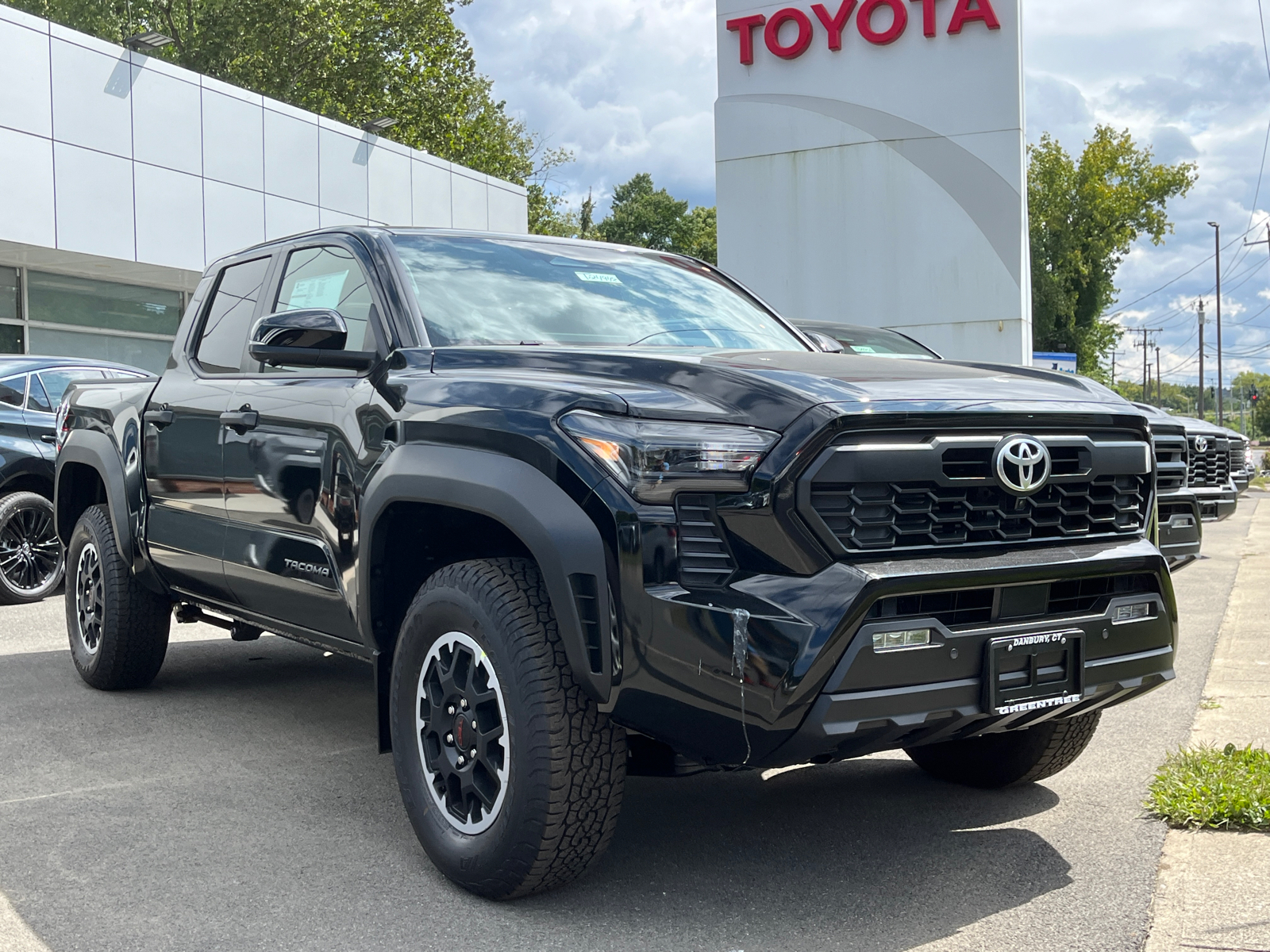 2024 Toyota Tacoma TRD Off-Road 2