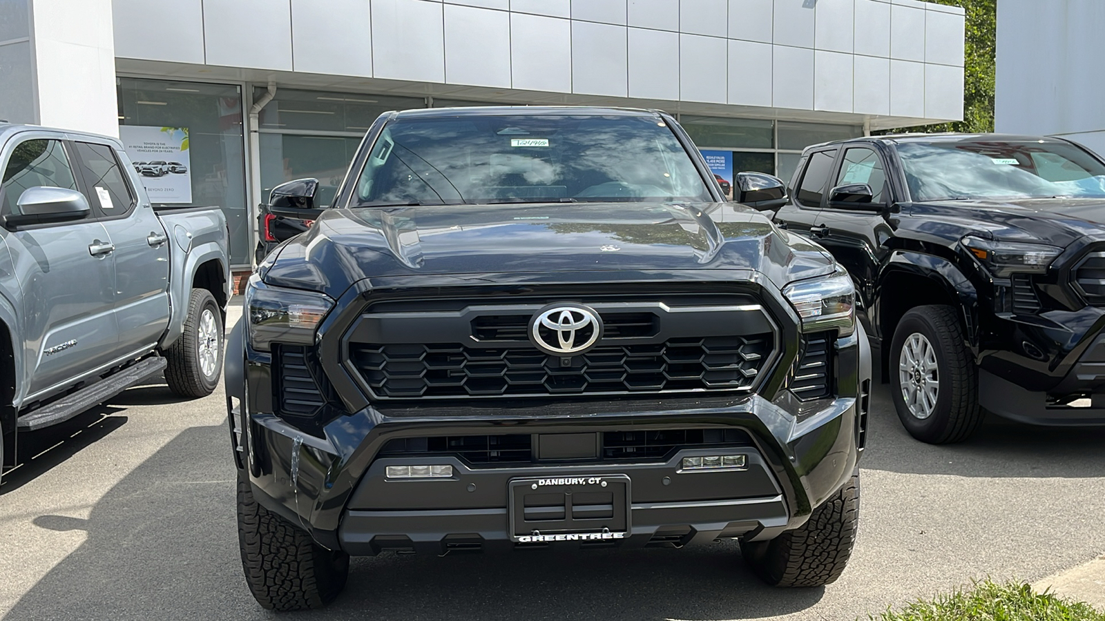 2024 Toyota Tacoma TRD Off-Road 3