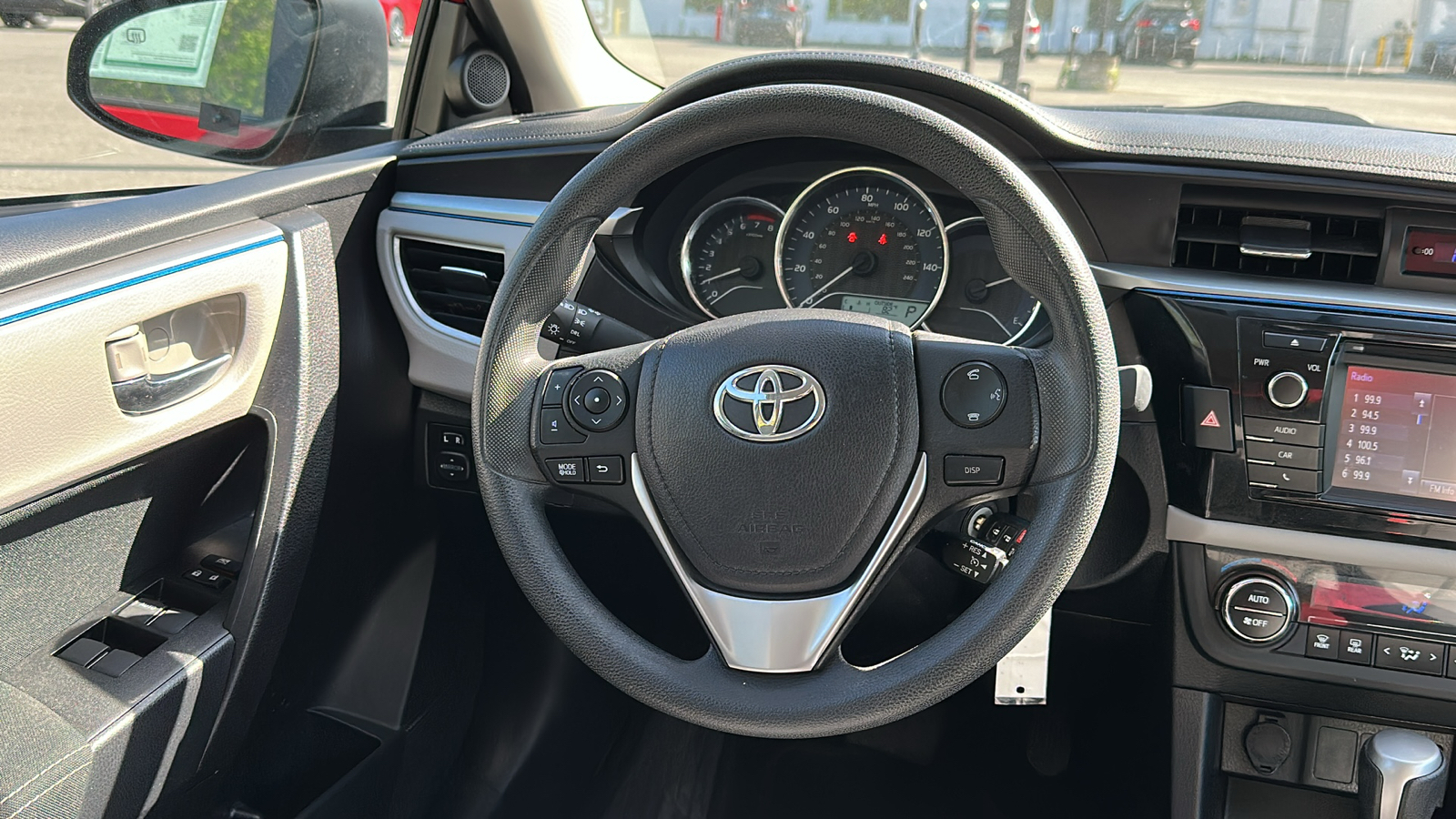 2014 Toyota Corolla LE 21