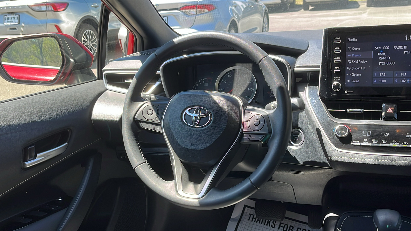 2021 Toyota Corolla Hatchback SE 24