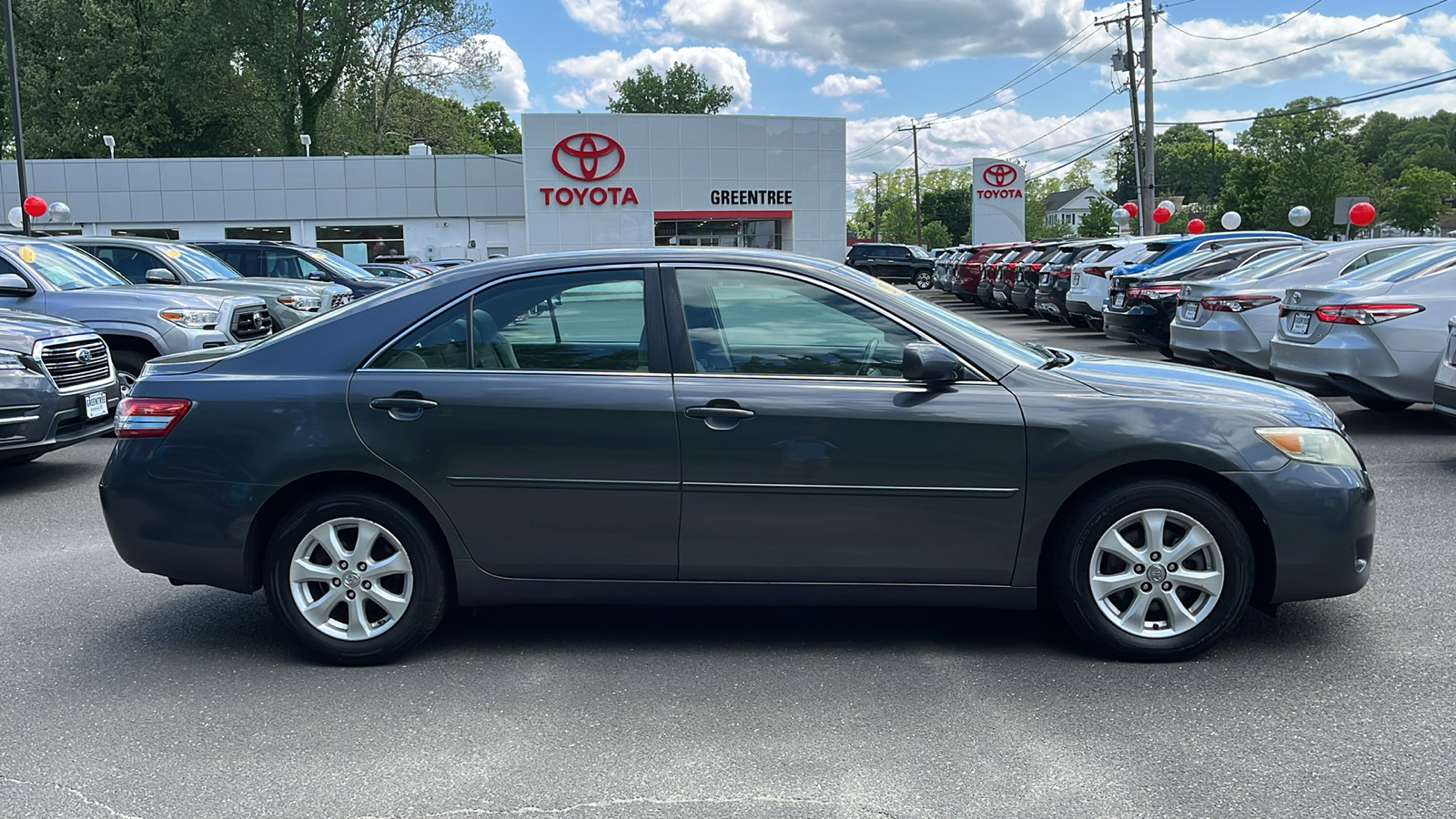 2010 Toyota Camry LE 5