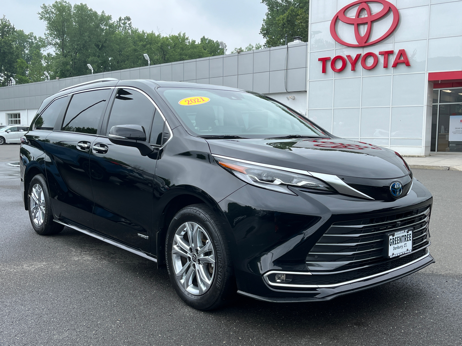 2021 Toyota Sienna Platinum 2