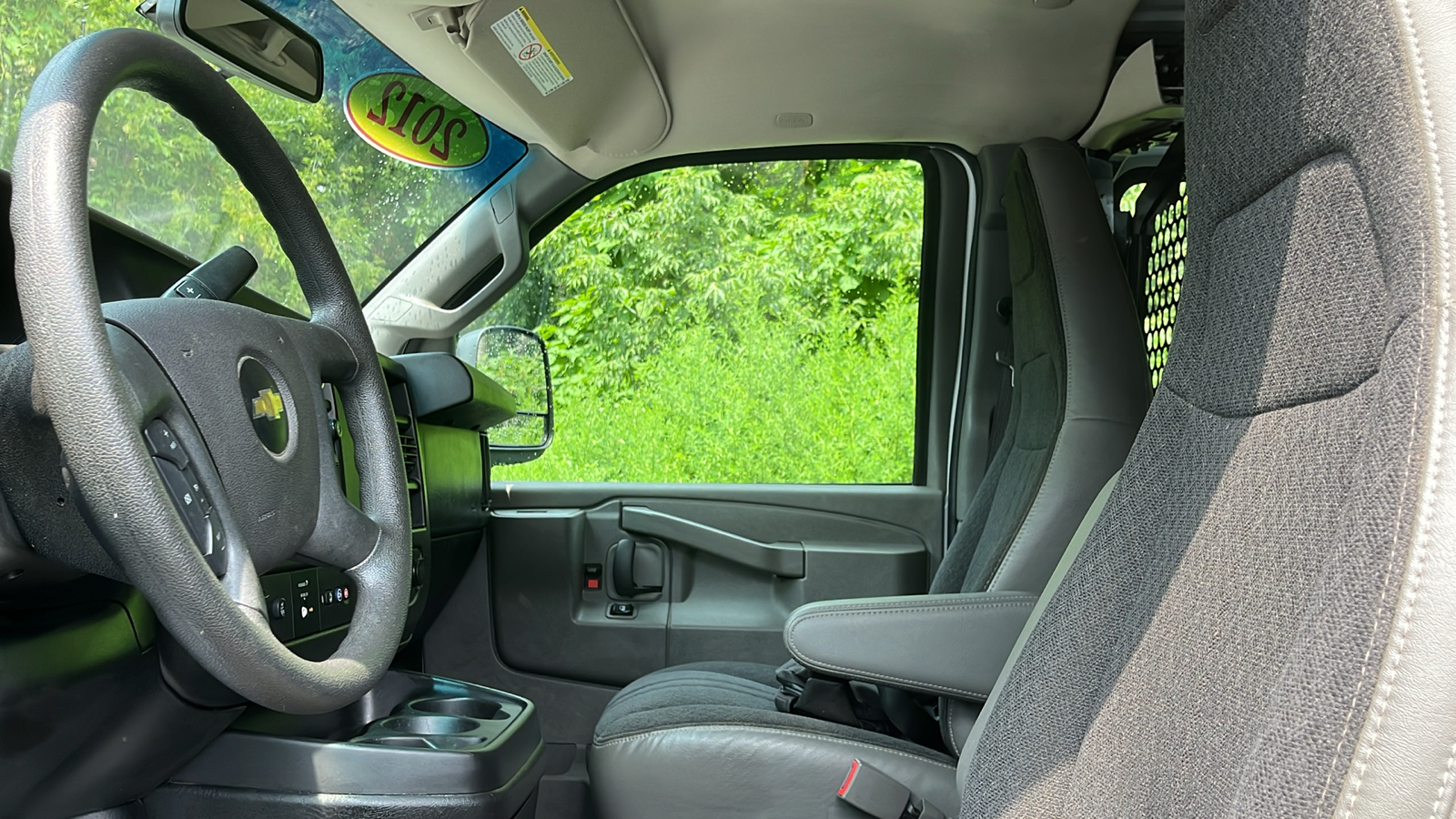 2019 Chevrolet Express 2500 Work Van 11