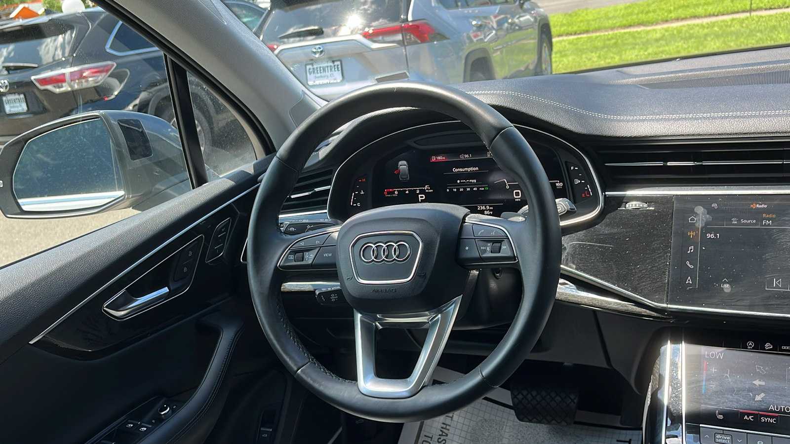 2023 Audi Q7 55 Premium Plus 23