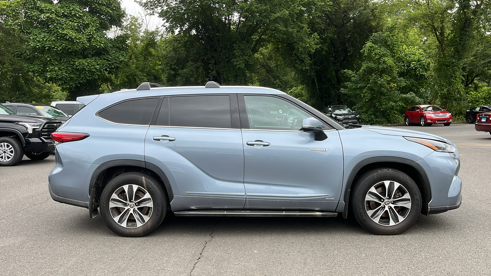 2021 Toyota Highlander Hybrid XLE 5