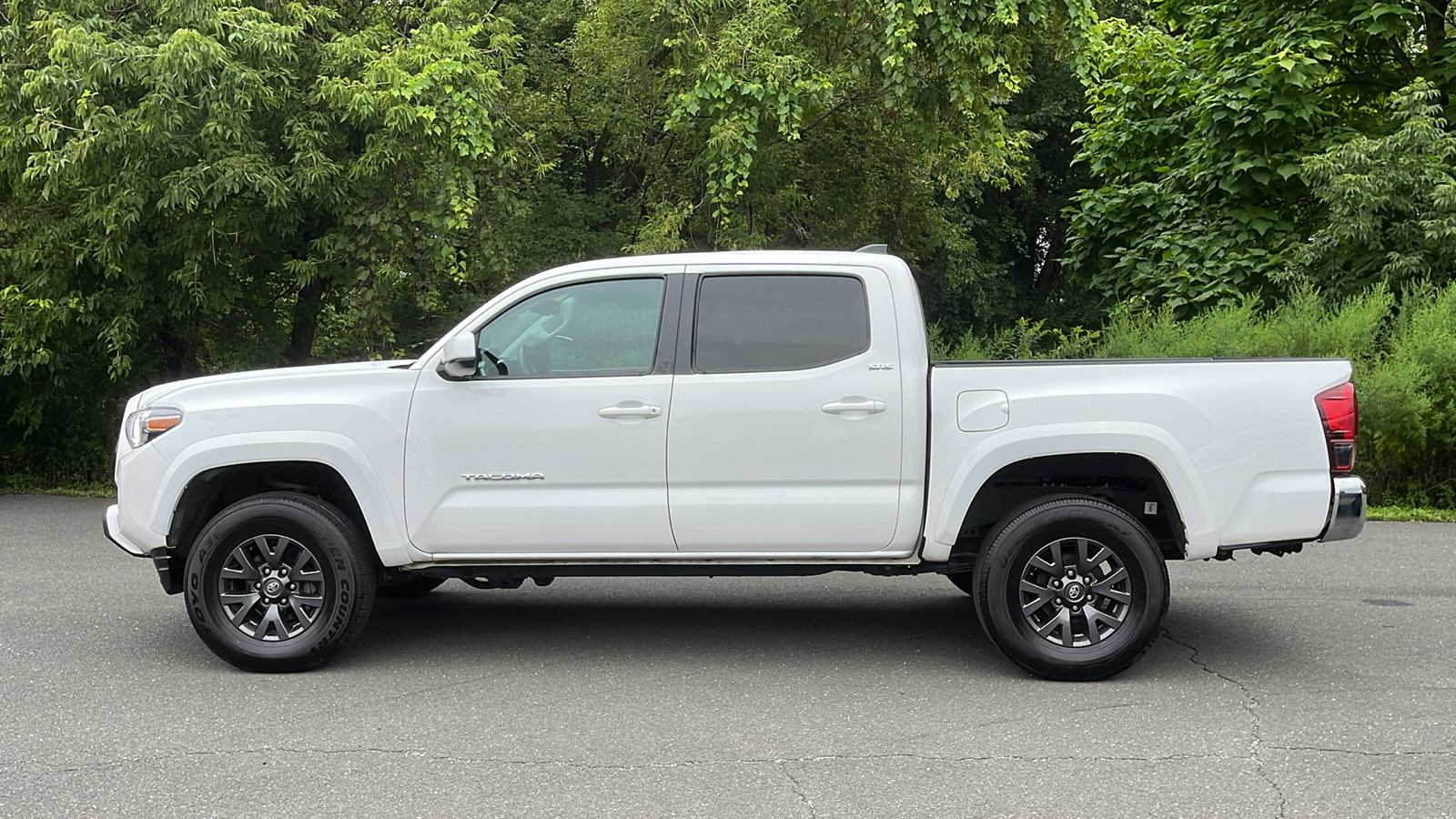 2023 Toyota Tacoma SR5 8