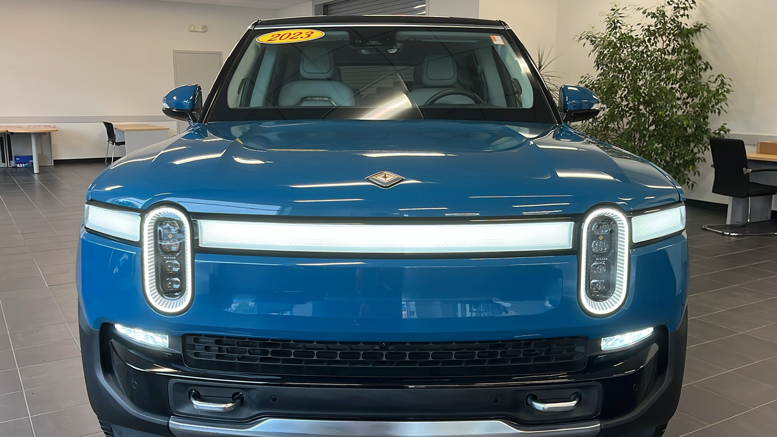 2023 Rivian R1S Adventure 3