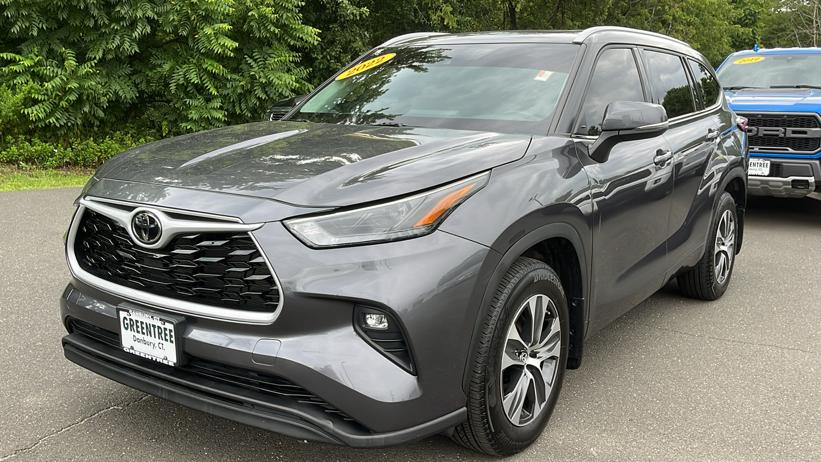 2022 Toyota Highlander XLE 4