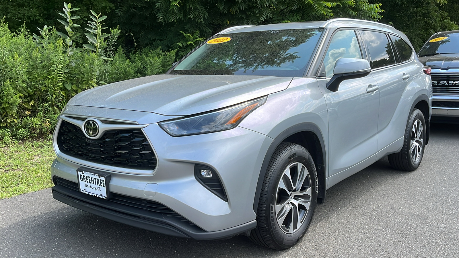 2022 Toyota Highlander XLE 4