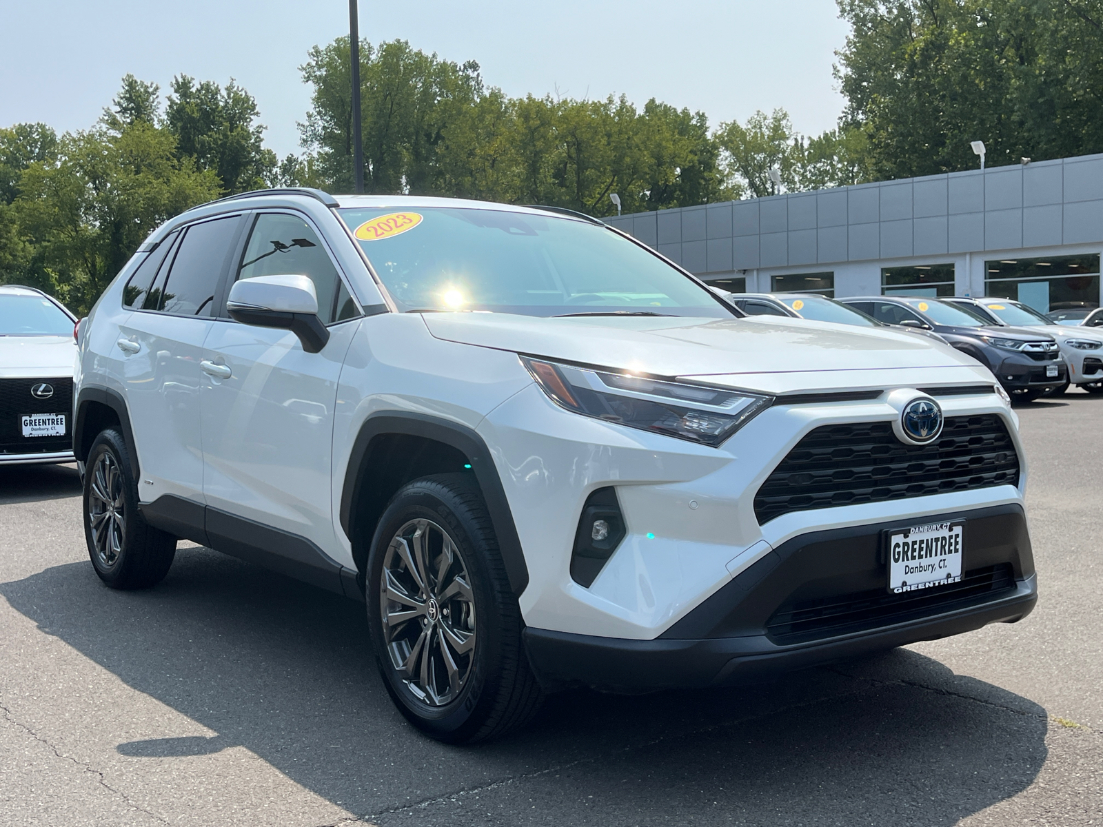 2023 Toyota RAV4 Hybrid XLE Premium 2