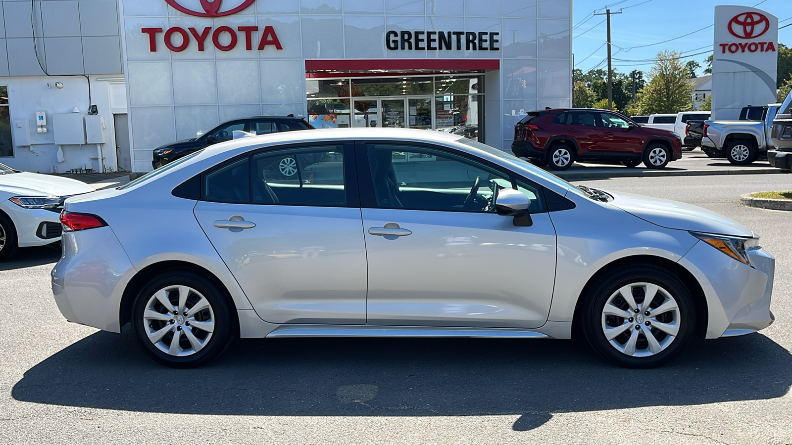 2021 Toyota Corolla LE 4